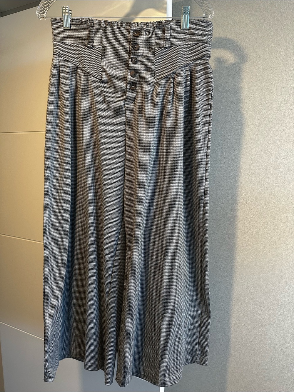 Maeve by Anthropologie Houndstooth Wide Leg Cropped Pants Size Medium - Picture 3 of 10